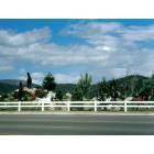 Ruidoso Downs: Horse sculptures along Hwy