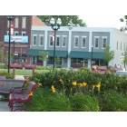 McMinnville: DOWNTOWN AT THE LITTLE PARK AREA