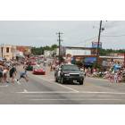 Florala: Parade with Beauty queens coming down middle of town