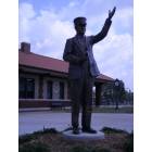 Russellville: Russellville MoPac depot Conductor Statue