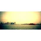 New York: : New York City skyline from a boat