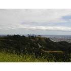 Los Angeles: : photo of Griffith Park Observatory taken from hiking trail