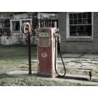 Uniontown: the old gas station pump