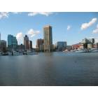 Baltimore: : Baltimore Inner harbor view from the Scince Center docking platform