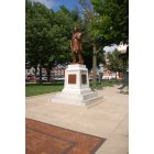 Oskaloosa: Statue of Chief Mahaska in Oskaloosa City Square