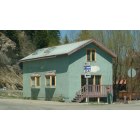 Minturn: Empty, Delapidated Building. First building you see coming into Minturn