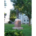 Sigourney: Civil War Statue - Sigourney, Iowa city square