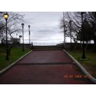 Hudson: : Front Street - steps to public park