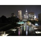 Indianapolis: : Canal with view of downtown at ight