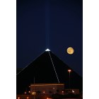 Las Vegas: : The moon rising over the Luxor