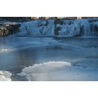 Sioux Falls: : Falls Park during the winter