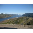 Corbett: Upstream view of Columbia River at Crown Point