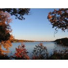 Horseshoe Bend: VIEW OF CROWN LAKE FROM CROWN POINT RESORT