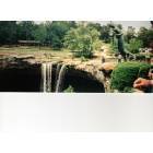 Gadsden: : Gadsden: Noccalula Falls Park (95 feet of water falls from limestone ledge within the park)