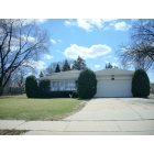 Elk Grove Village: Beautiful Branigars split level home just listed for $330,000! Call (847)605-8455