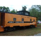 Interlachen: Many years ago, the train used to bring visitors from the cold northern states....Downtown Interlachen park.