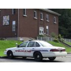 Cumberland Gap: THE CITY HALL AND THE ONLY POLICE CAR