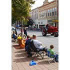 Huntingburg: Huntingburg Historic 4th Street during a parade