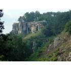 Lookout Mountain: Beautiful Rock City sits atop Lookout Mountain with Chattanooga Valley below