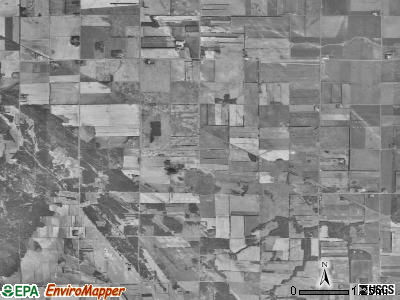 Advance township, North Dakota satellite photo by USGS