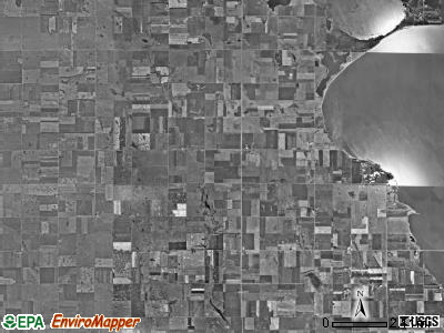 Mathews township, South Dakota satellite photo by USGS