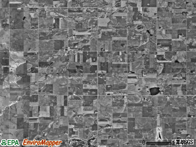Le Roy township, South Dakota satellite photo by USGS