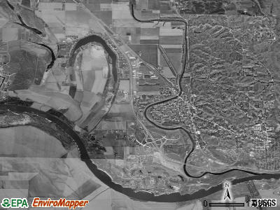 Big Sioux township, South Dakota satellite photo by USGS