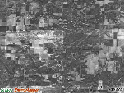 Iuka township, Illinois satellite photo by USGS