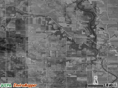 Newburg township, Iowa satellite photo by USGS