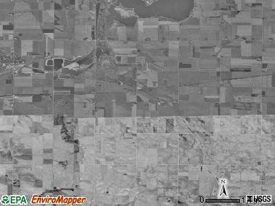 Viola township, Iowa satellite photo by USGS
