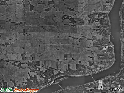 Le Claire township, Iowa satellite photo by USGS