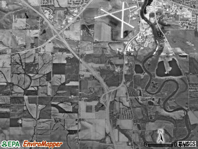 West Lucas township, Iowa satellite photo by USGS