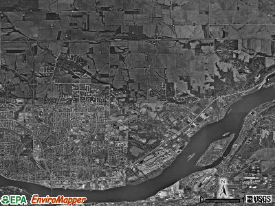 Pleasant Valley township, Iowa satellite photo by USGS