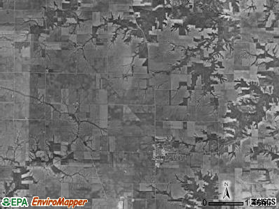 Yellow Springs township, Iowa satellite photo by USGS