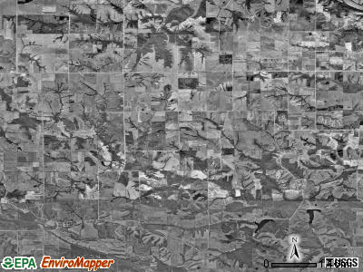 Vernon township, Iowa satellite photo by USGS