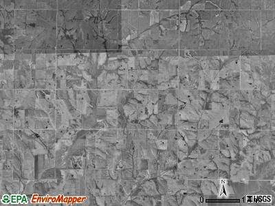 Middle Fork township, Iowa satellite photo by USGS