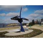 Memphis: : Sculpture/bench at Vance Park atop the bluff
