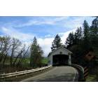 Sutherlin: Covered bridge near Sutherlin