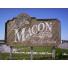 Macon City Limit Sign
