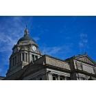 Fort Wayne: : The Allen County courthouse in downtown Fort Wayne