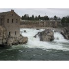 American Falls: : Spring Time at the Dam