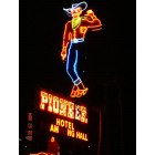 Laughlin: : Pioneer Hotel cowboy