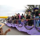 Bandera: Cowboy Mardi Gras Longhorn Parade Float