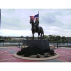 Dixon: : Dixon Riverfront Plaza - Ronald Reagan Statue