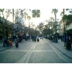 Santa Monica: : Third Street Promenade, Santa Monica California