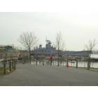 Camden: Battleship New Jersey - Camden Waterfront
