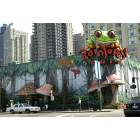 Chicago: : Rain Forest cafe, just a cool building.