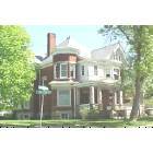 Breckenridge: : Bothwell house built in the late 1800's, now the Caldwell County Inn B&B