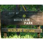 Mountain Park: City Sign - designated Wildlife Refuge