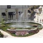 Bossier City: Louisiana Boardwalk central fountain